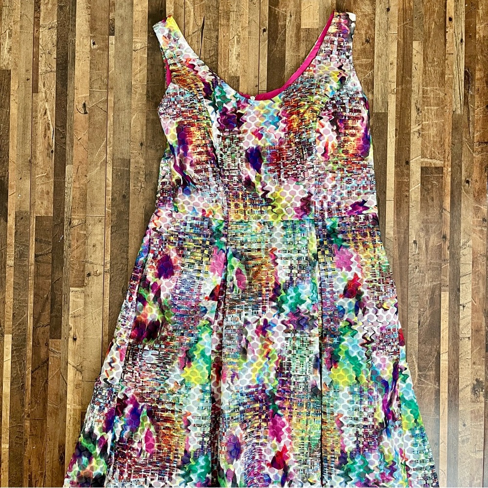 NY & Co Sleeveless Fit & Flare Art Print Dress Pink Sz 8P - Picture 16 of 16